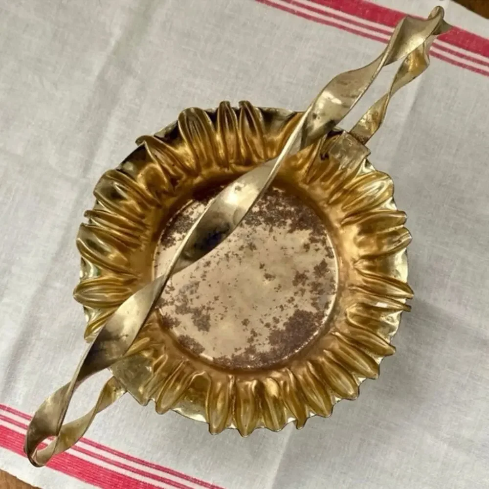 Vintage 1970s Metal‎ Gold Basket